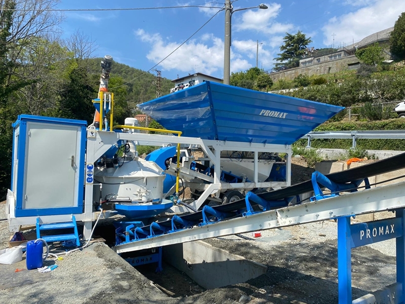 35m³/h Mobile Concrete Batching Plant